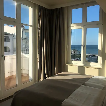 Loev - Vela Otel